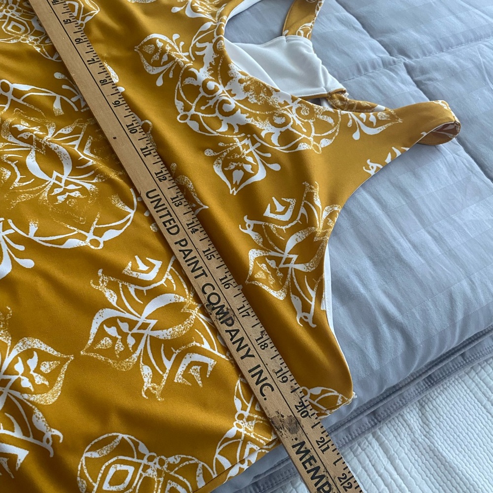 Jules and leopold gold summer dress criss  cross in back - Picture 6 of 9